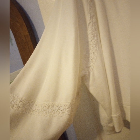 Aerie  Sweatshirt - Picture 2 of 4